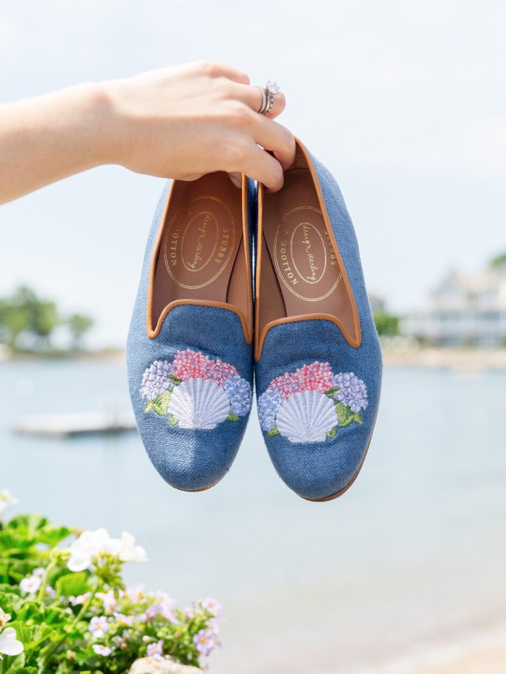 Stubbs & Wootton Seashell Hydrangea Embroidered Slippers Blue, Size 6